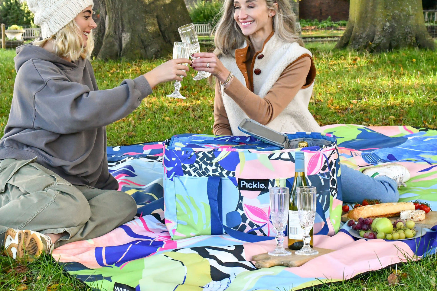 Tiger Lily Picnic Cooler Bag Set